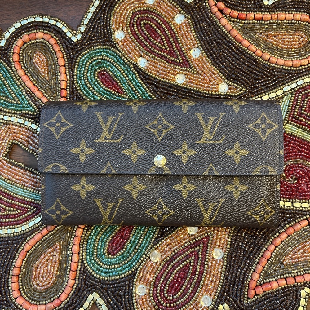 Louis Vuitton Sarah monogrammed wallet
